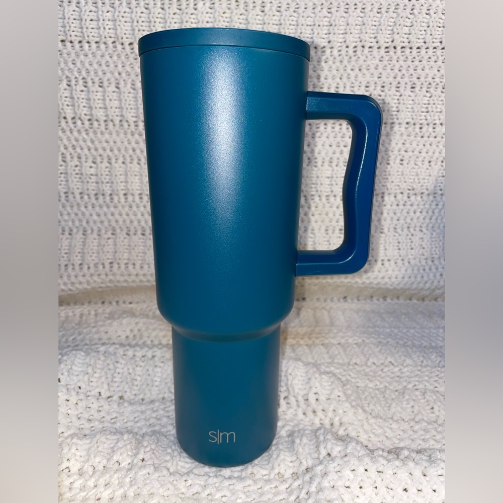HTF RIPTIDE Simple Modern 40oz Trek Tumbler